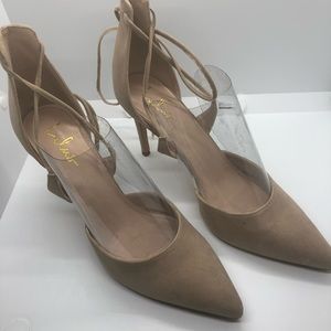 Lulu’s suede shoes